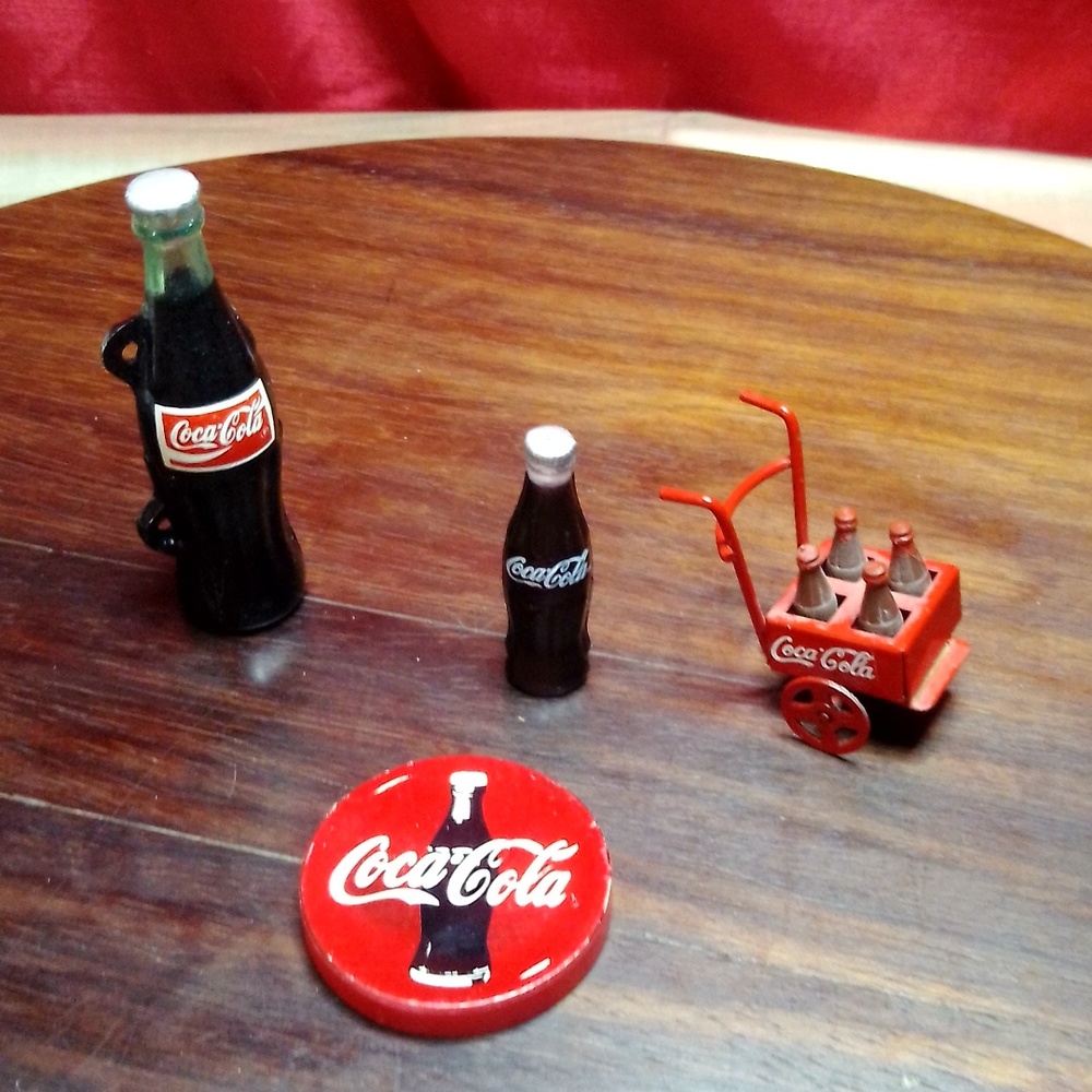 Coke mini collectables lot of 4